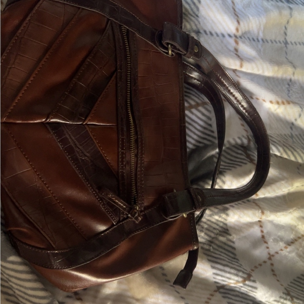 Elegant Brown Shoulder Bag